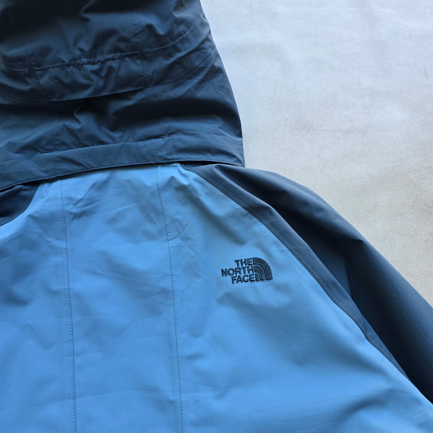 The North Face Dryvent Jacket - WMNS L
