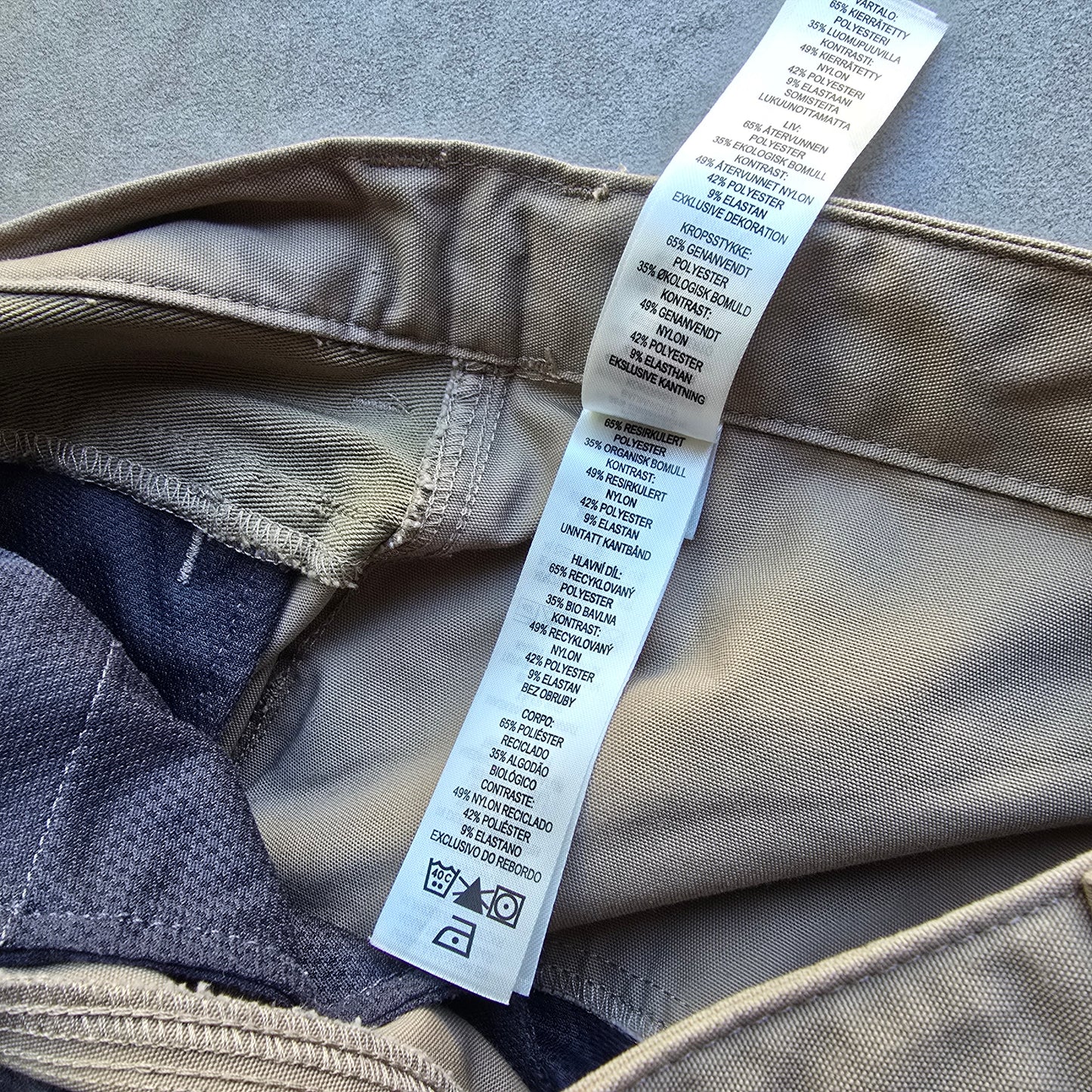 Patagonia Cargo Pants - 30
