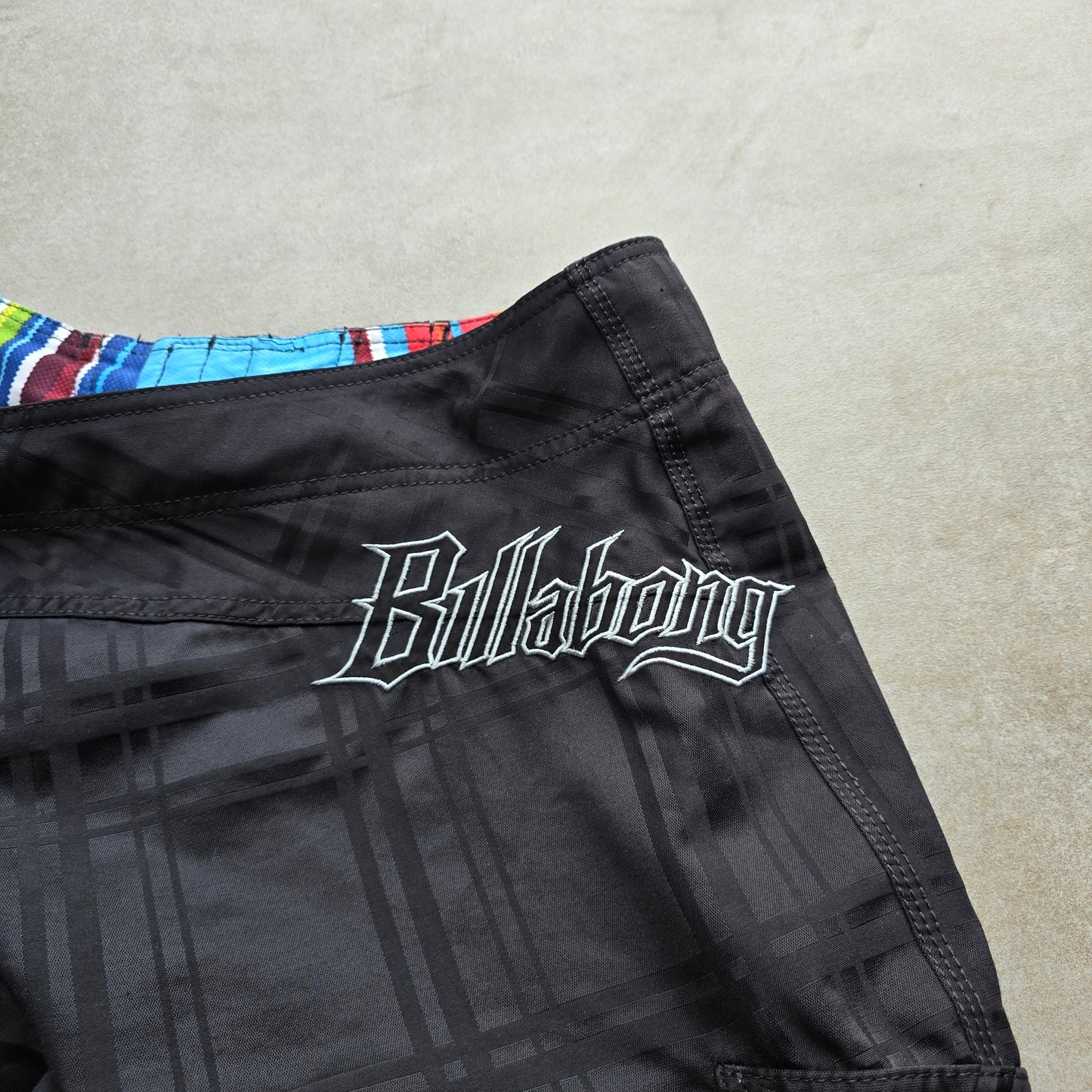Vintage Y2K Billabong Board Shorts - 40