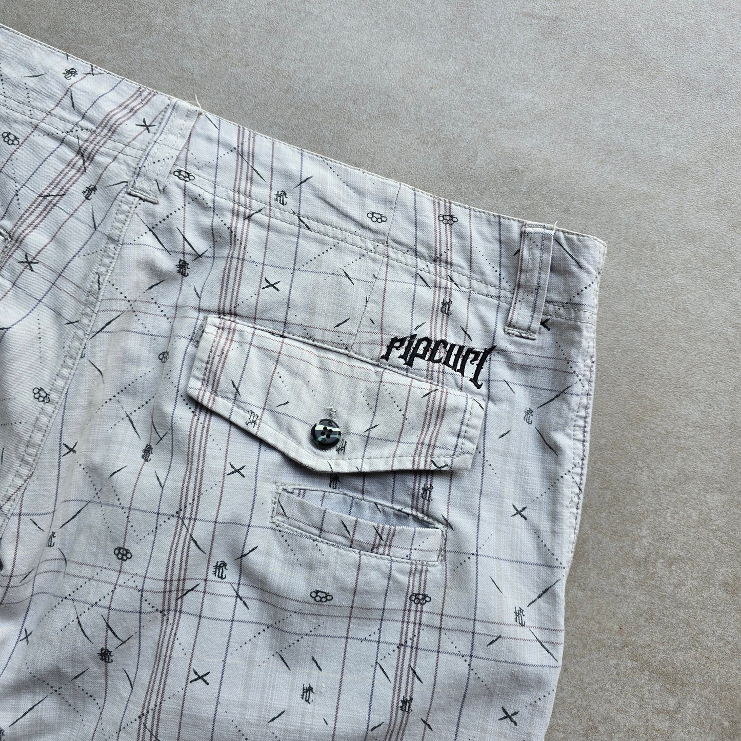 Vintage Y2K Rip Curl The Search Shorts - 34
