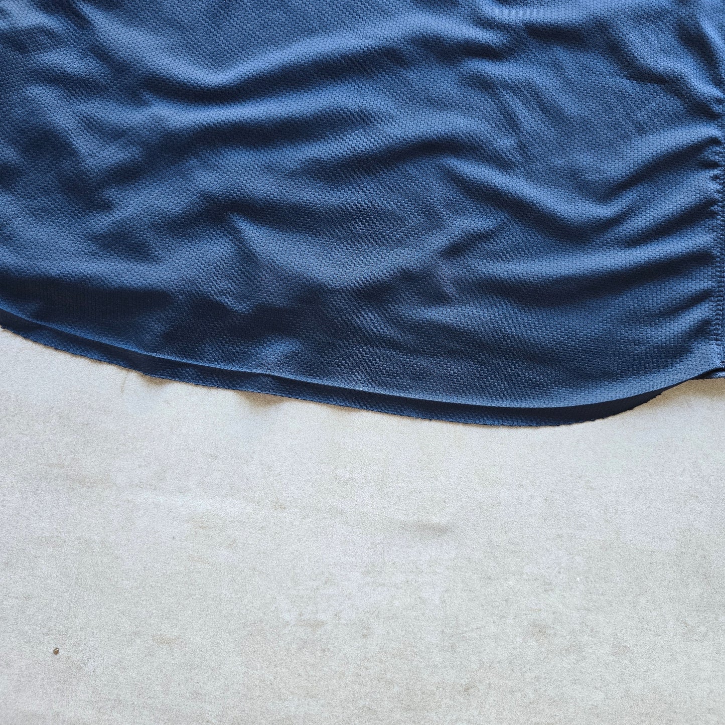 Vintage 2000's Nike Embroidered Mini Swoosh Spheredry Tee - L