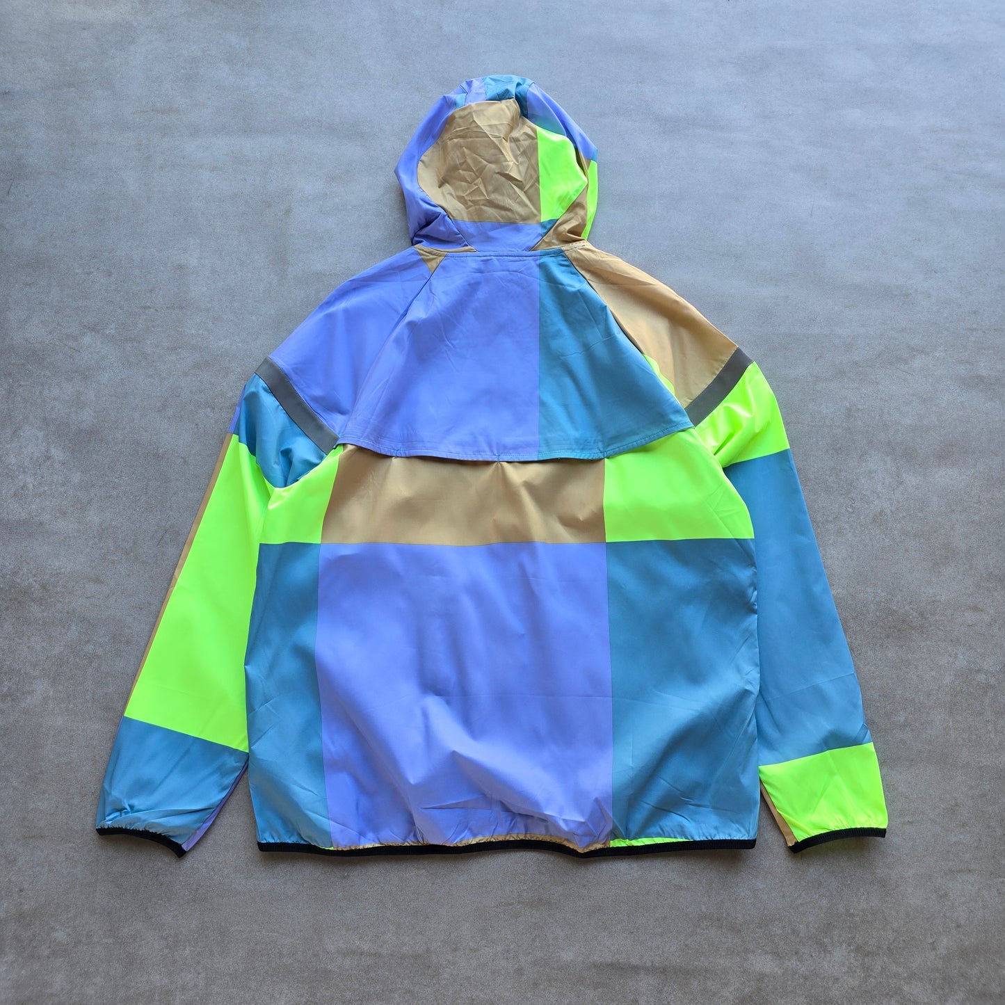 RARE Nike Wild Run Patchwork Jacket (NEW) - L