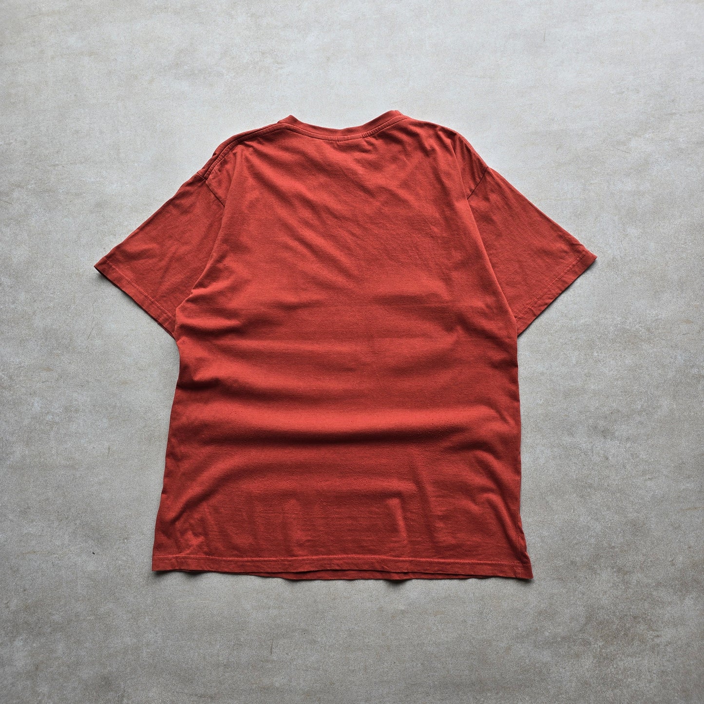 Vintage Uluru Aboriginal Art Tee - L