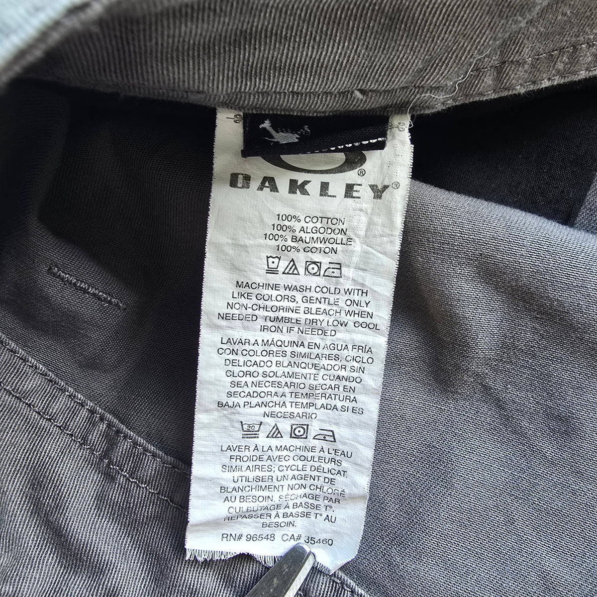Vintage 2000's Oakley Cargo Shorts - 30