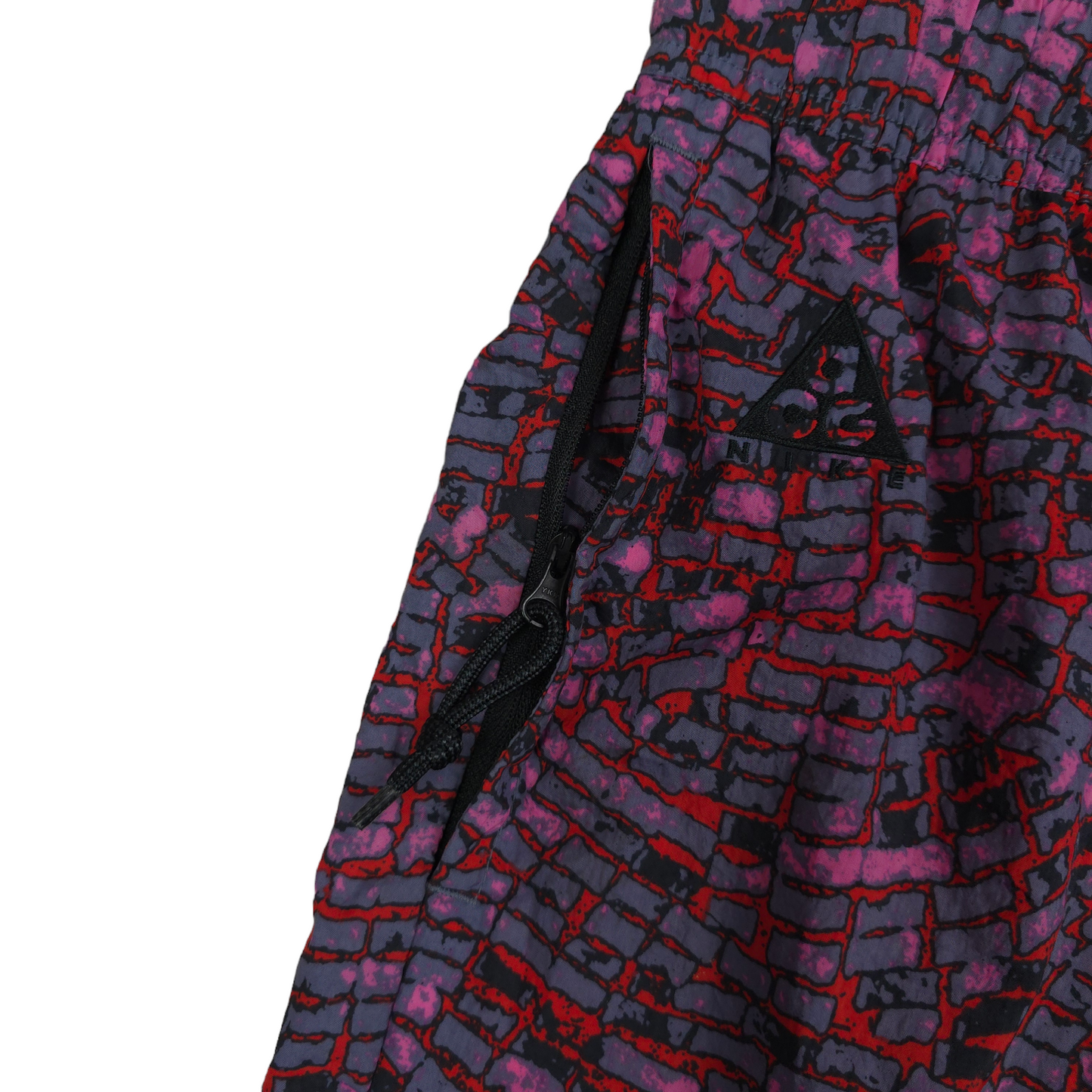 Nike ACG Shorts - L