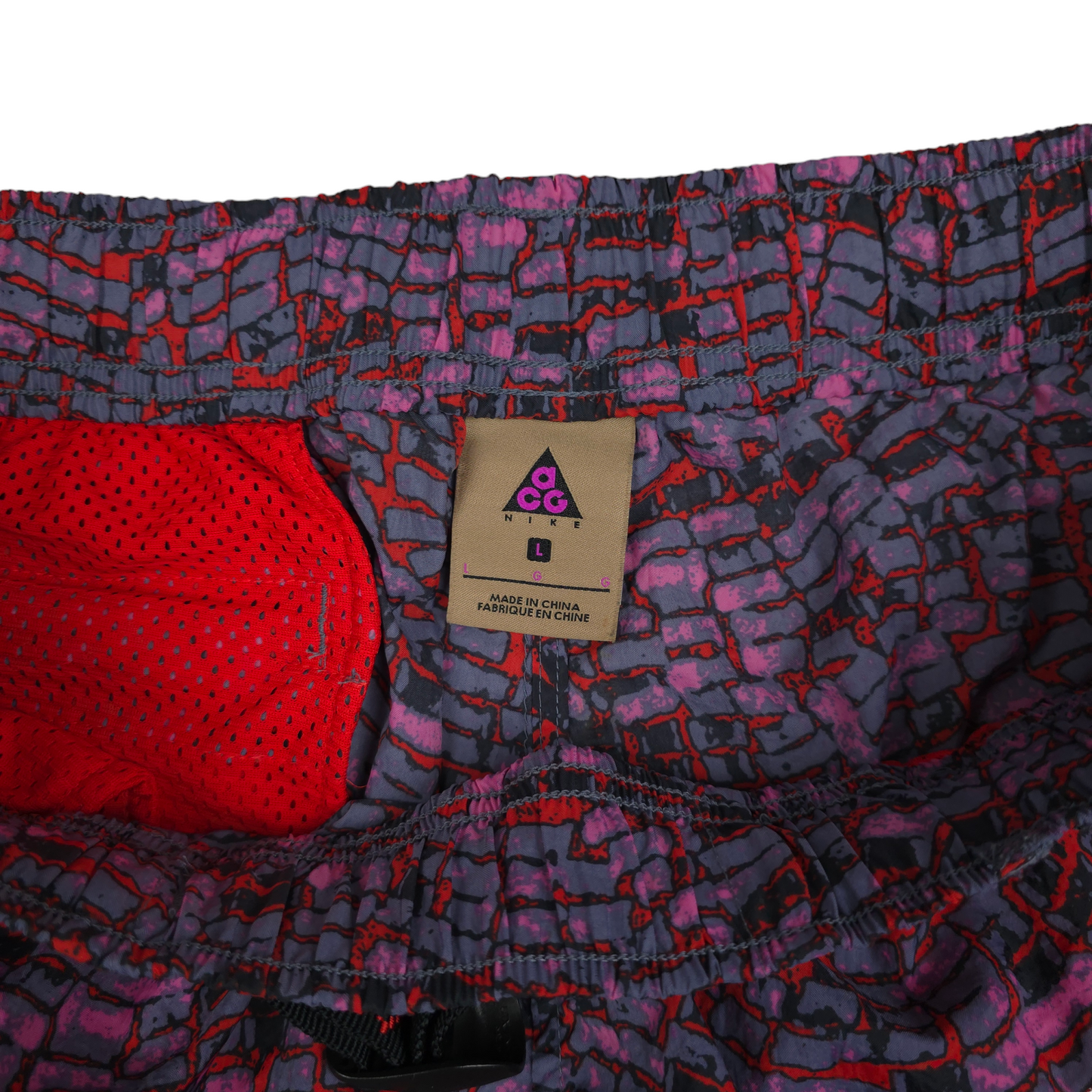 Nike ACG Shorts - L