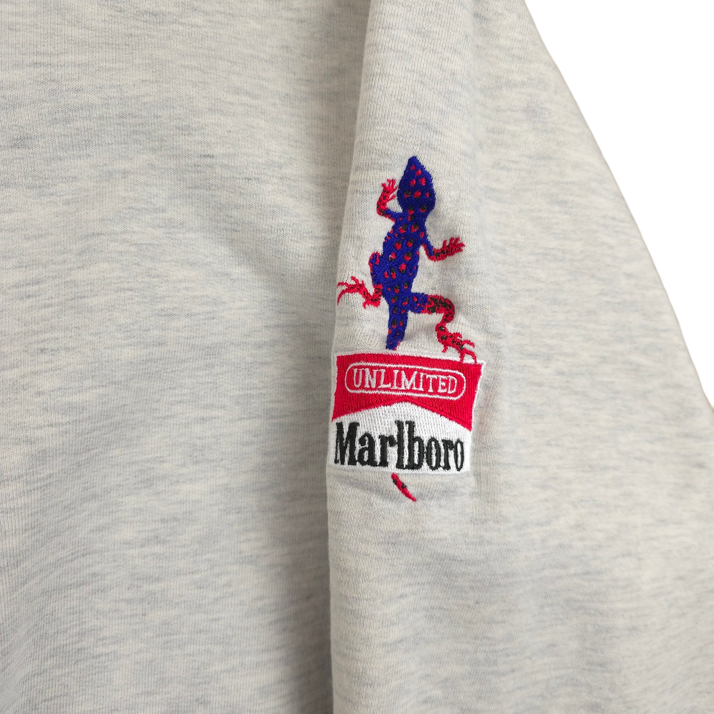 RARE Vintage Marlboro Gecko Lizard Sweater - L/XL