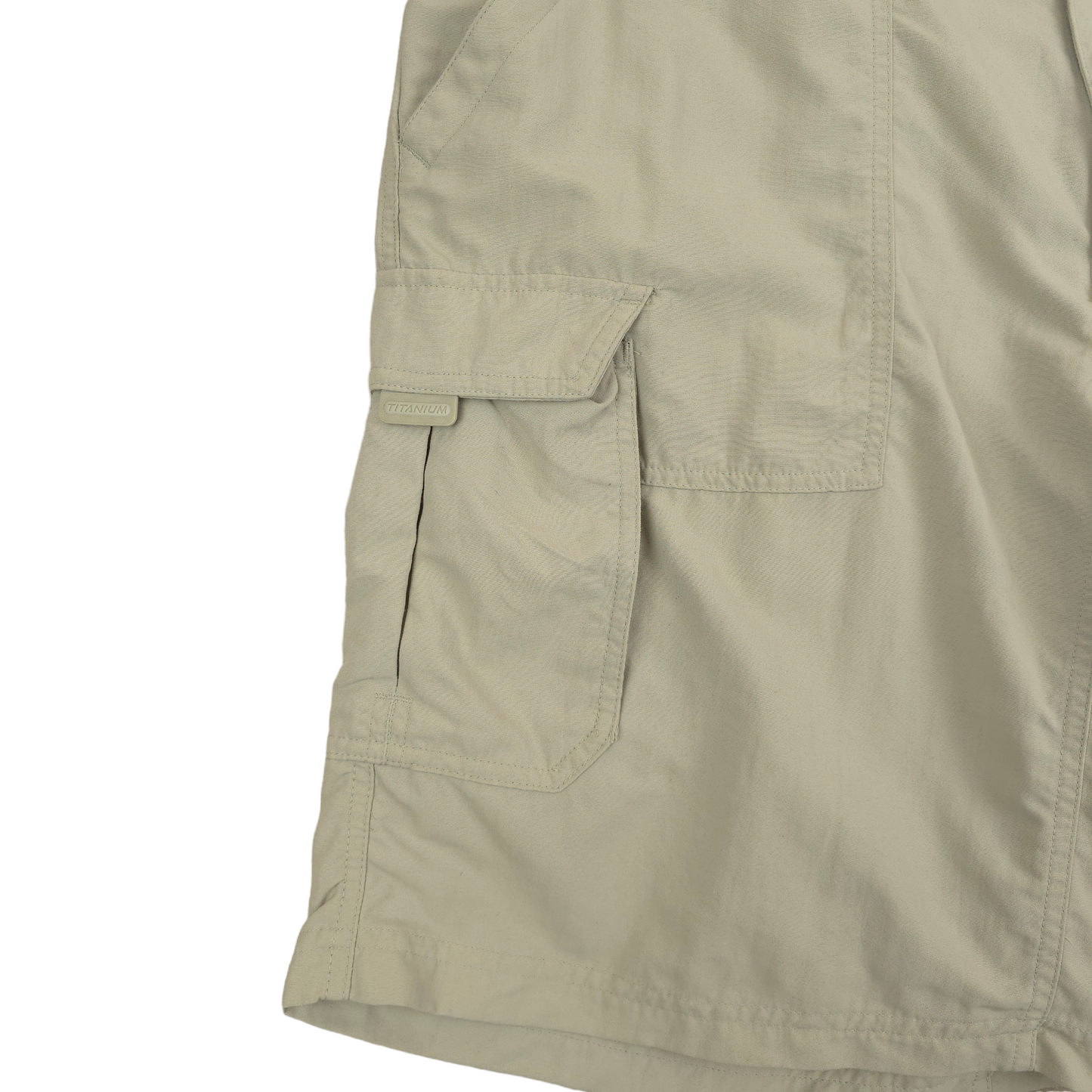 Columbia Titanium Lightweight Cargo Shorts - L