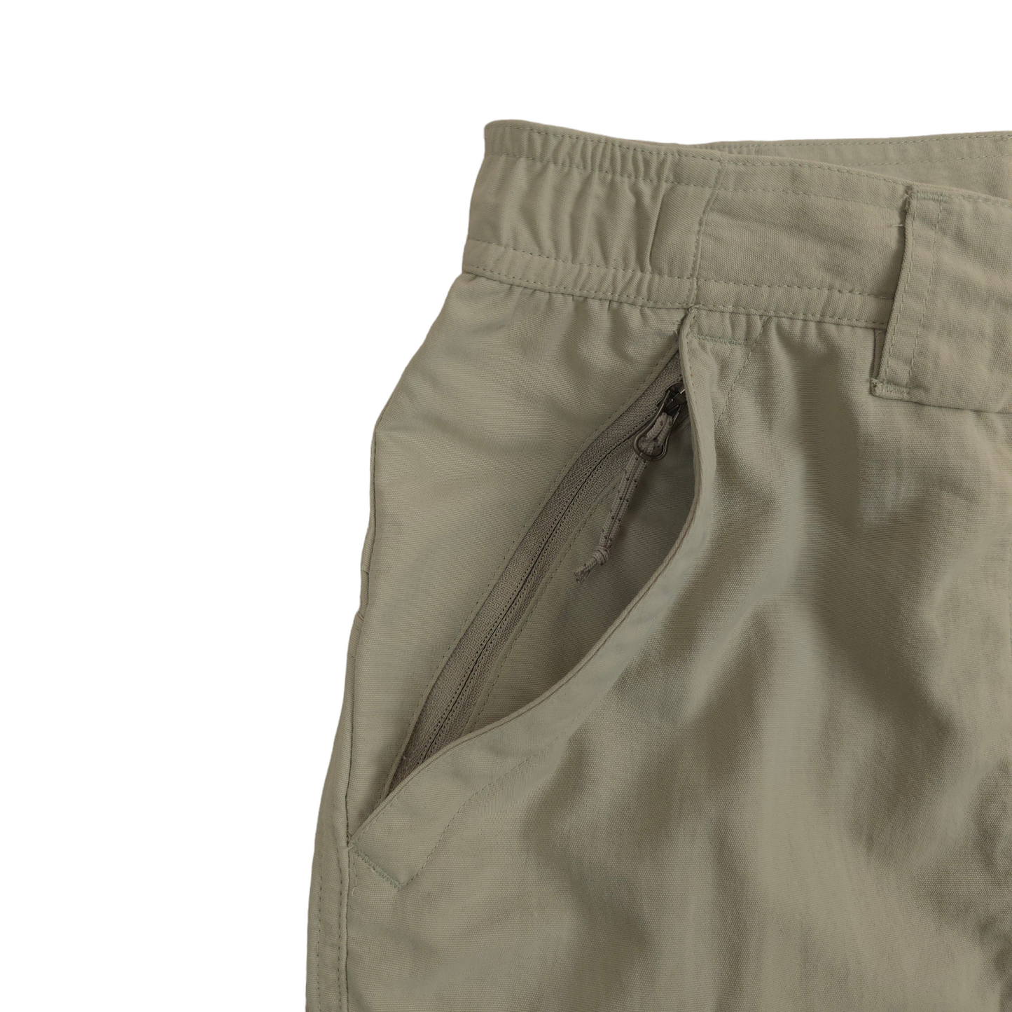 Columbia Titanium Lightweight Cargo Shorts - L