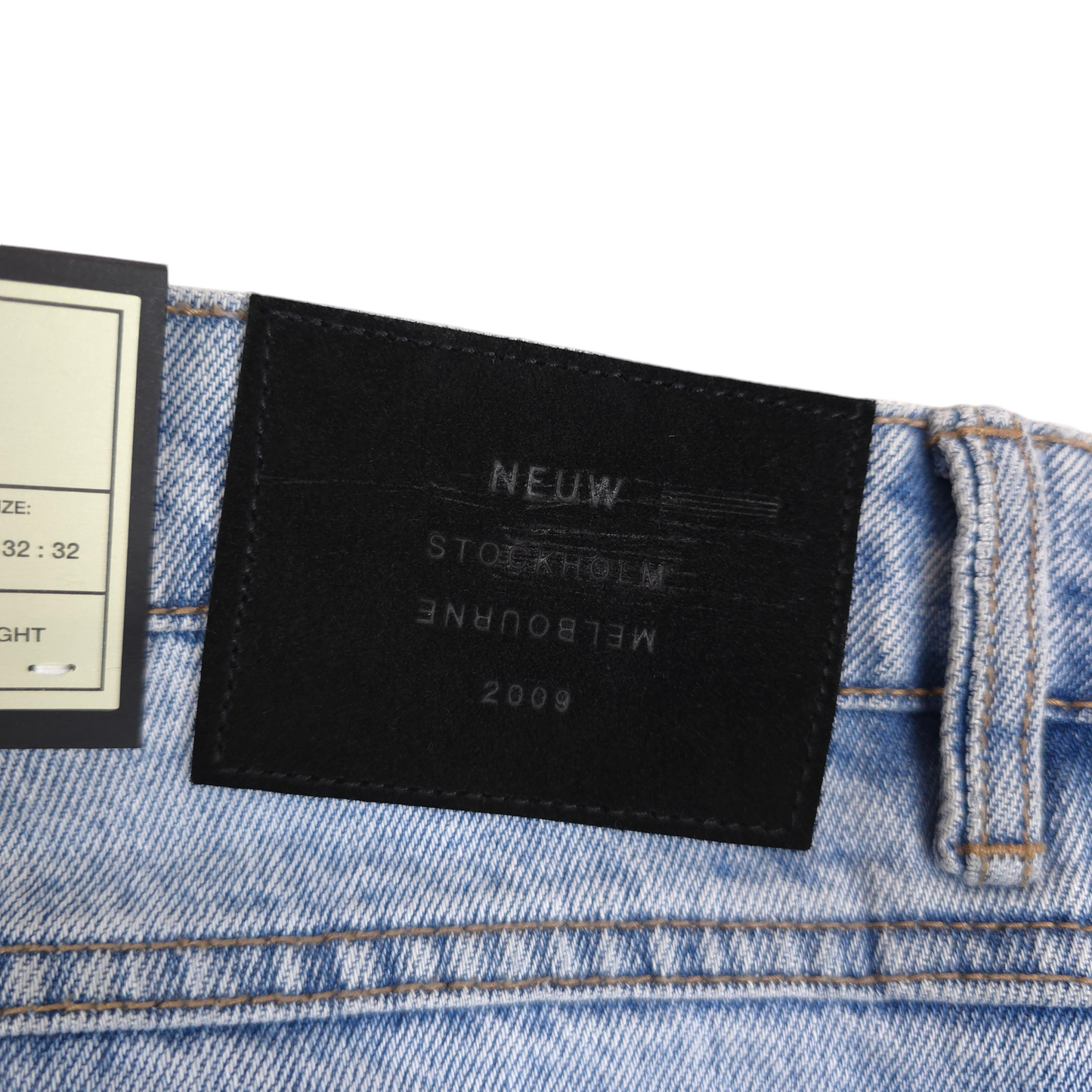 Neuw Ray Straight Jeans - 32
