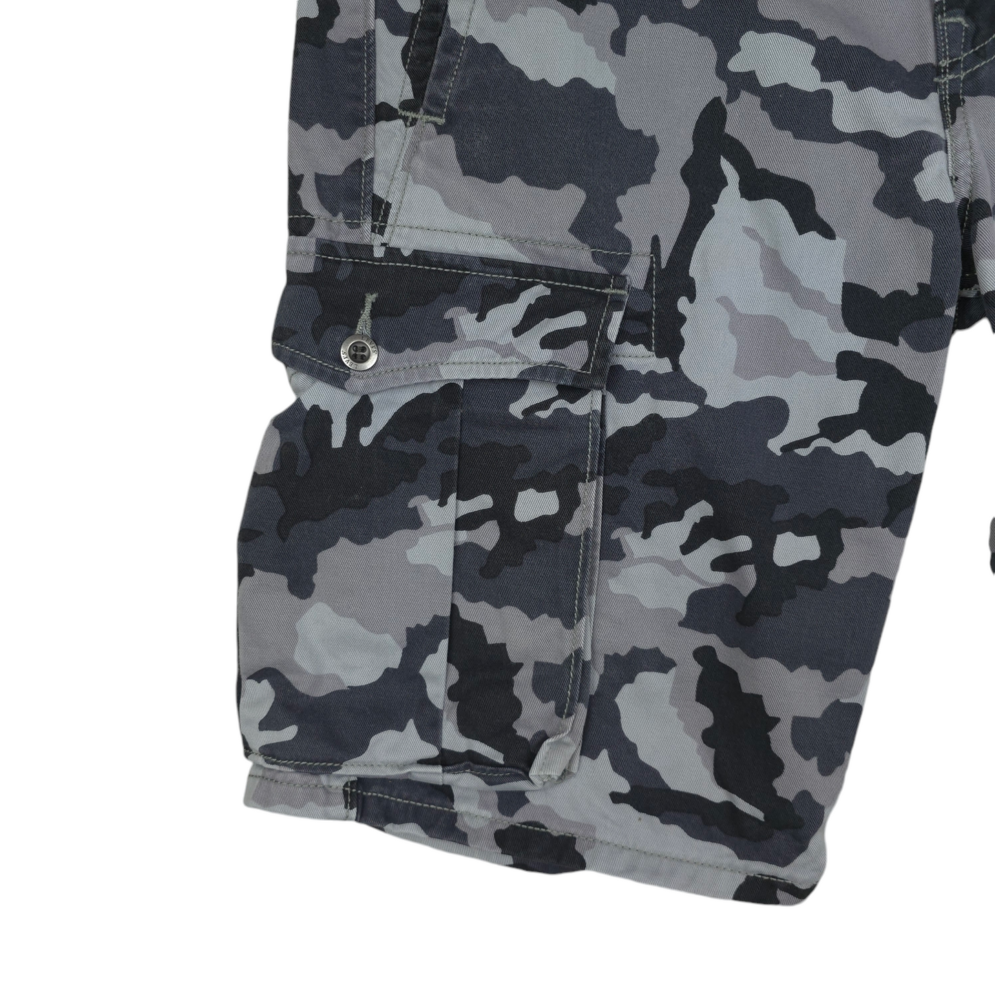 Levi's Camo Cargo Shorts - 31