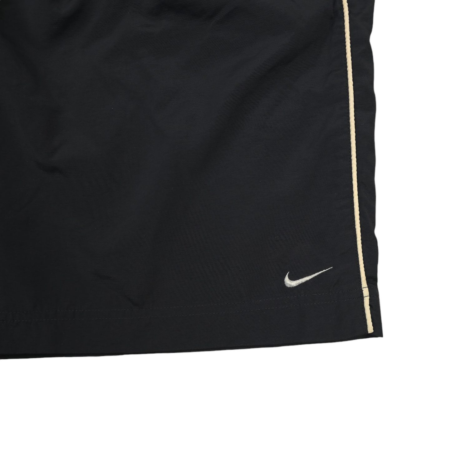 Vintage 90's Nike Embroidered Swoosh Shorts - L/XL