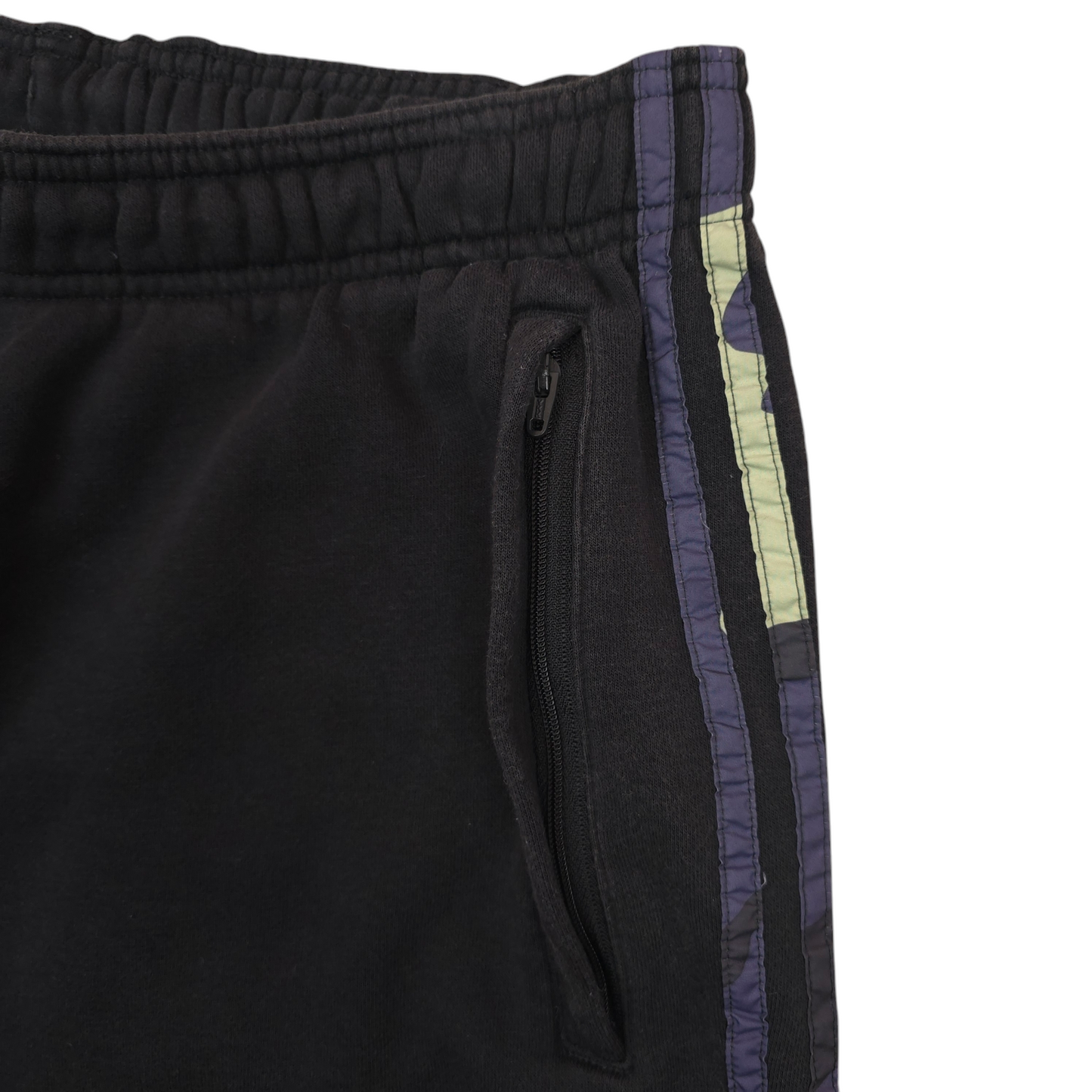 Adidas Sweat Shorts - L