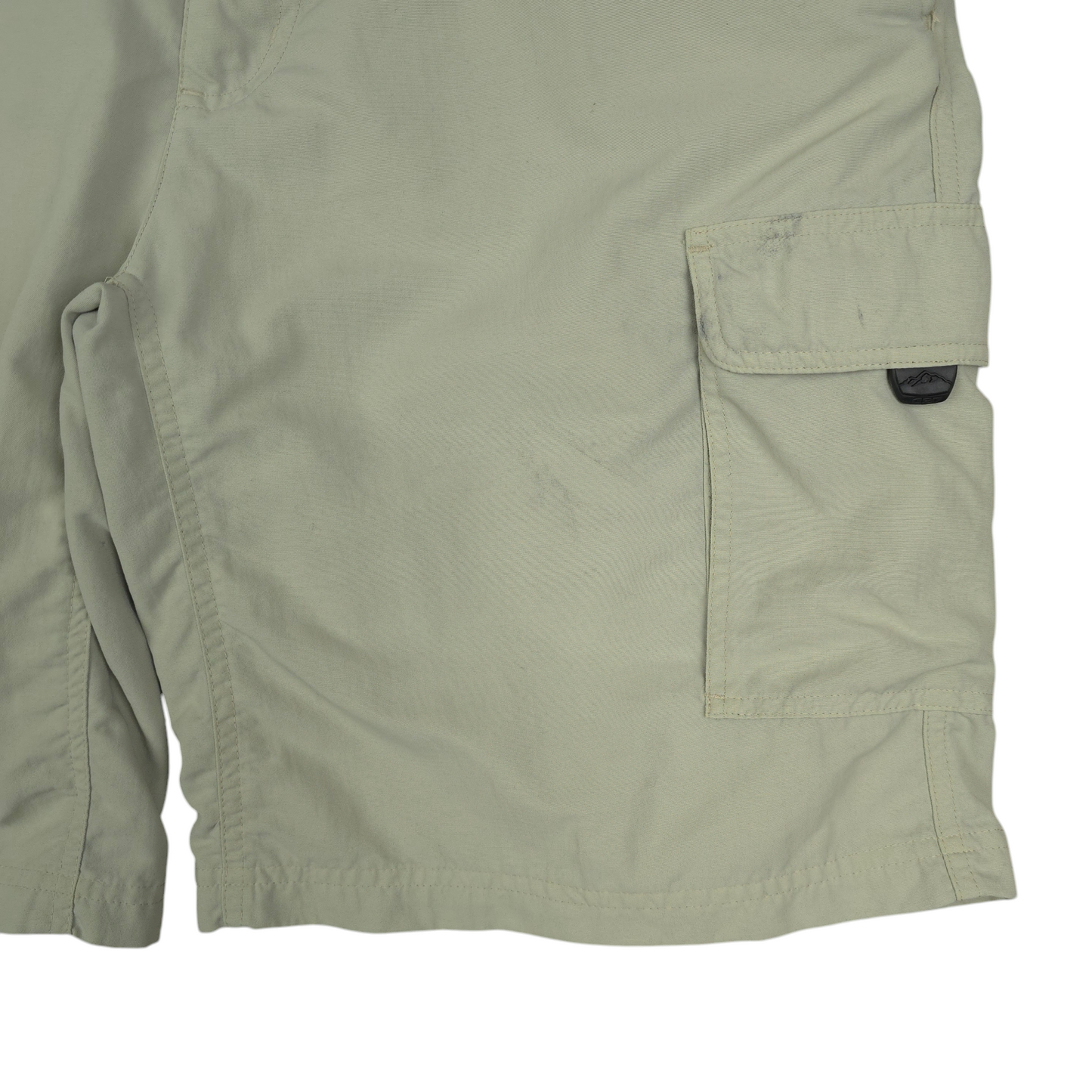 Y2K Columbia GRT Omni Dry Cargo Shorts - L