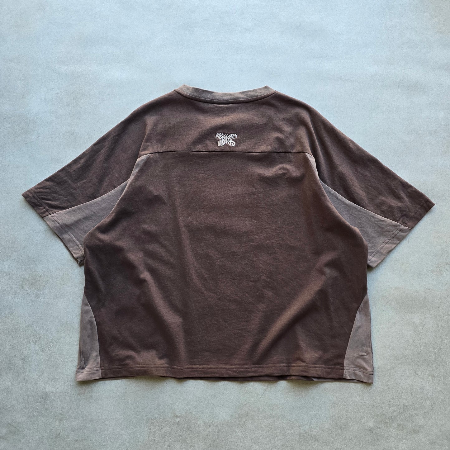Mertra Mantis Brown Tee - L