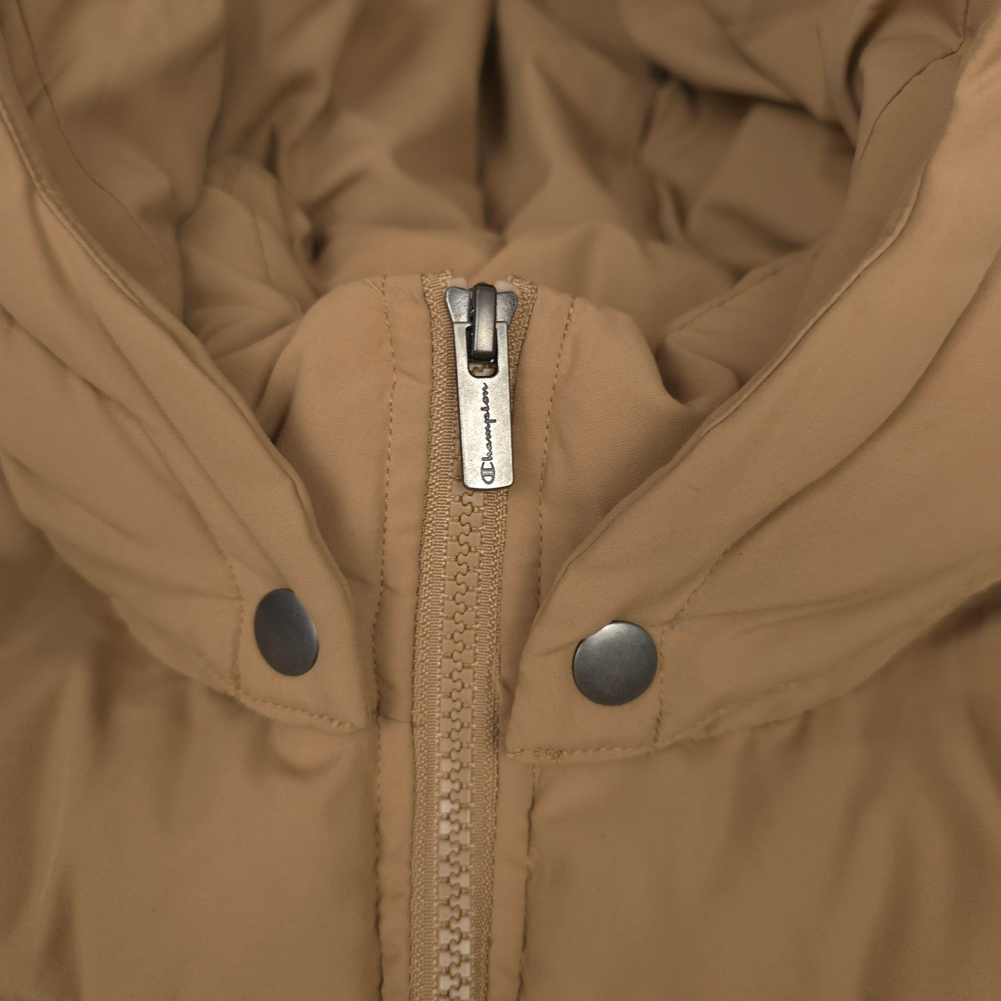 Champion Hooded Puffer Jacket - M