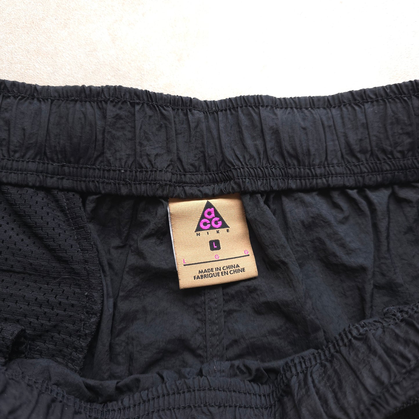 Nike ACG Shorts - L