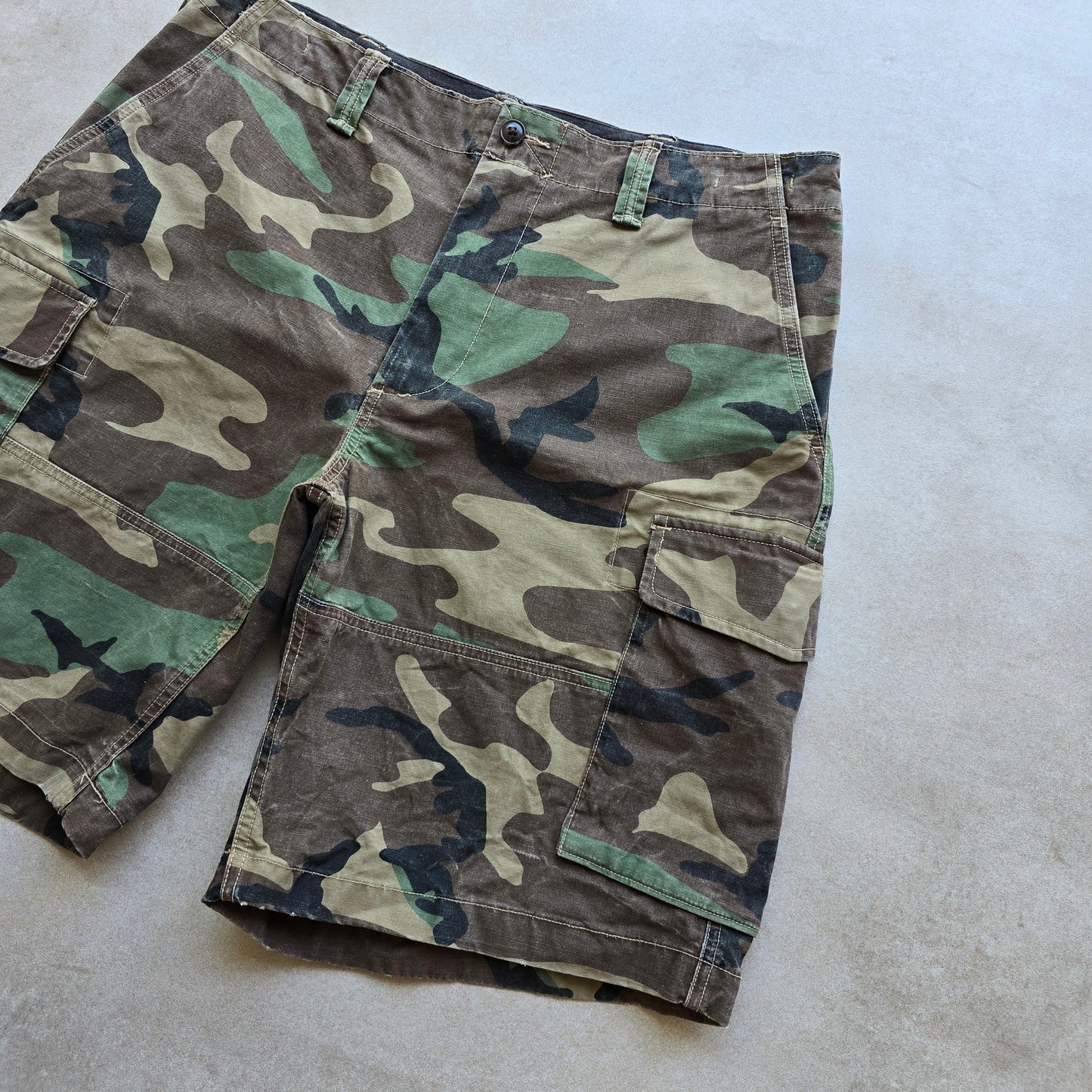 Ralph Lauren Camo Cargo Shorts - 34