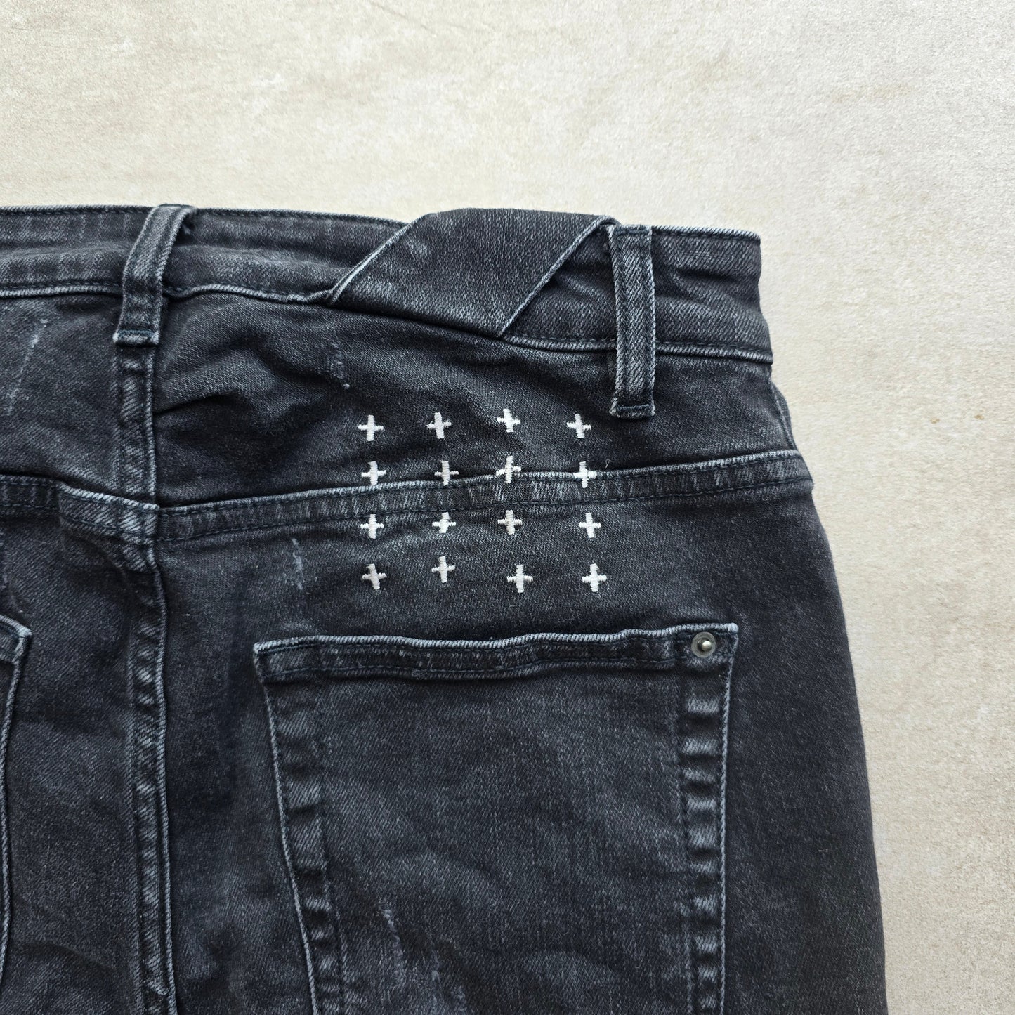 Ksubi Dagger Dan Distressed Shorts - 28