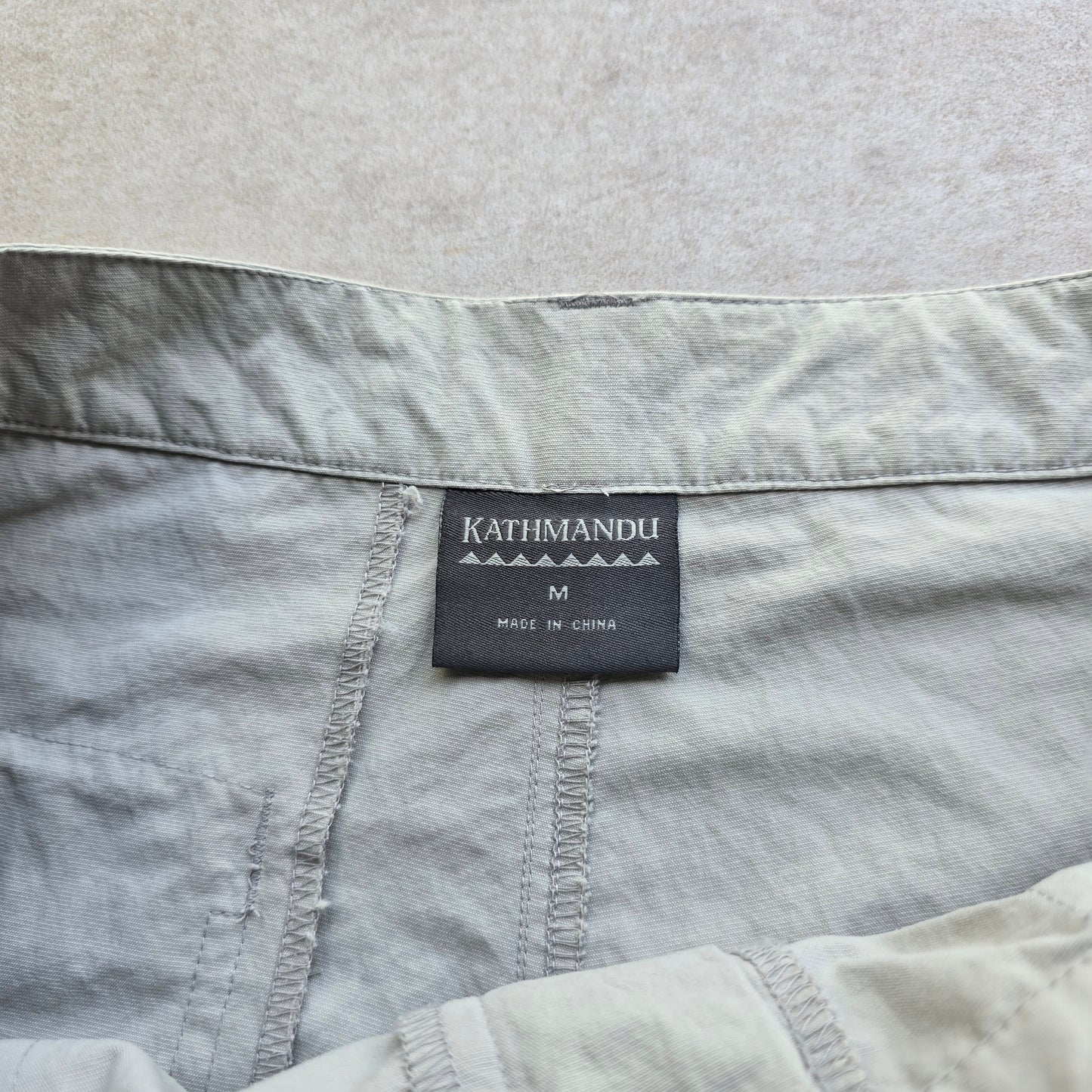 Y2K Kathmandu Lightweight Cargo Shorts - M