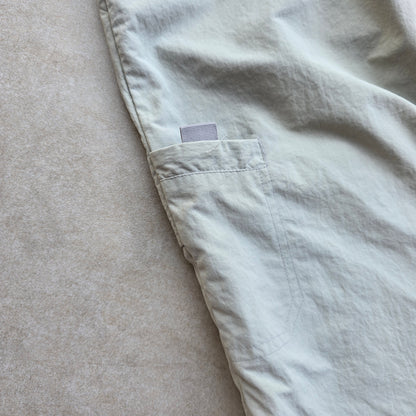 Y2K Kathmandu Lightweight Cargo Shorts - M
