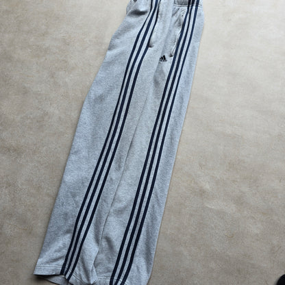 Adidas Baggy Sweatpants - L