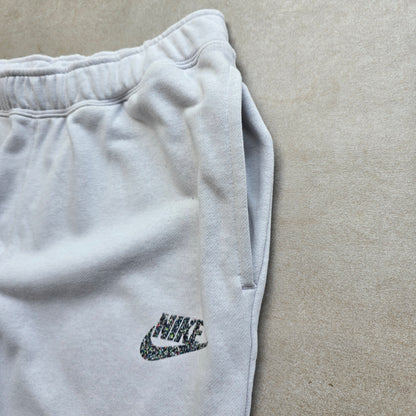 Nike Move To Zero Sweatpants (NEW) - L