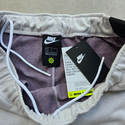 Nike Move To Zero Sweatpants (NEW) - L