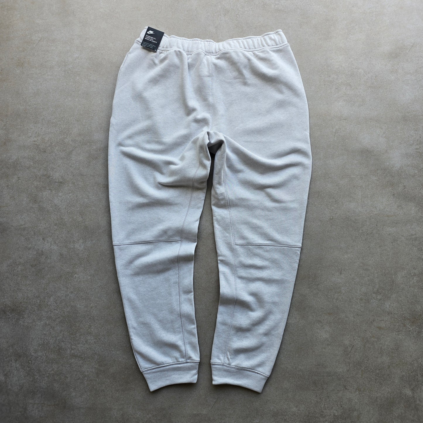 Nike Move To Zero Sweatpants (NEW) - L