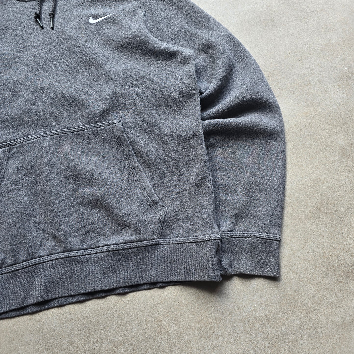 Y2K Nike Embroidered Swoosh Hoodie - M