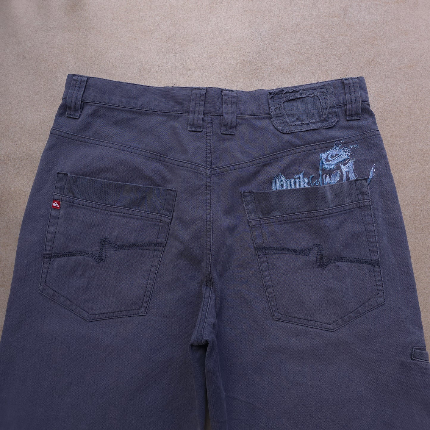 Y2K Quiksilver Faded Embroidered Shorts - 32