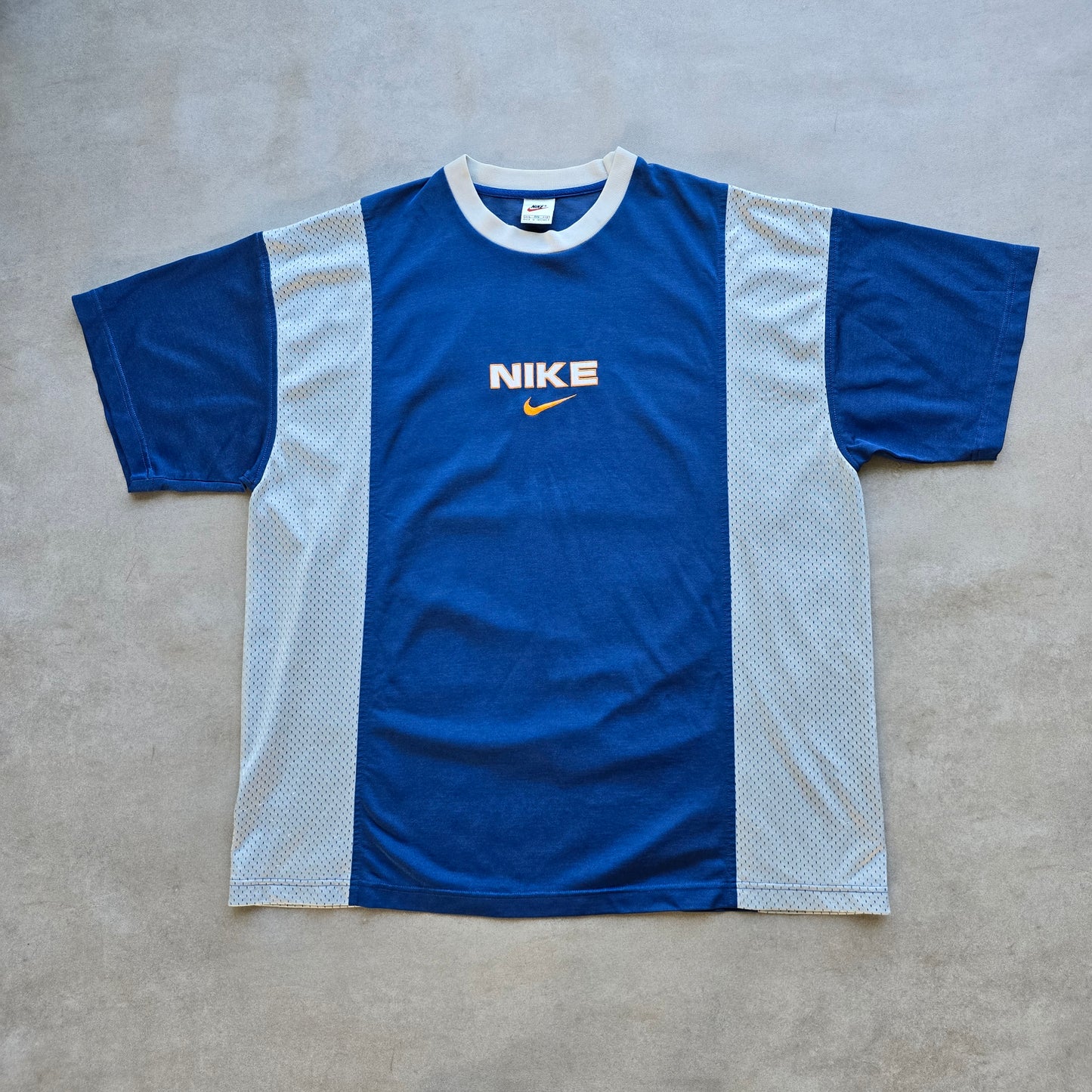 Rare Vintage Nike Embroidered Logo Tee - XXL