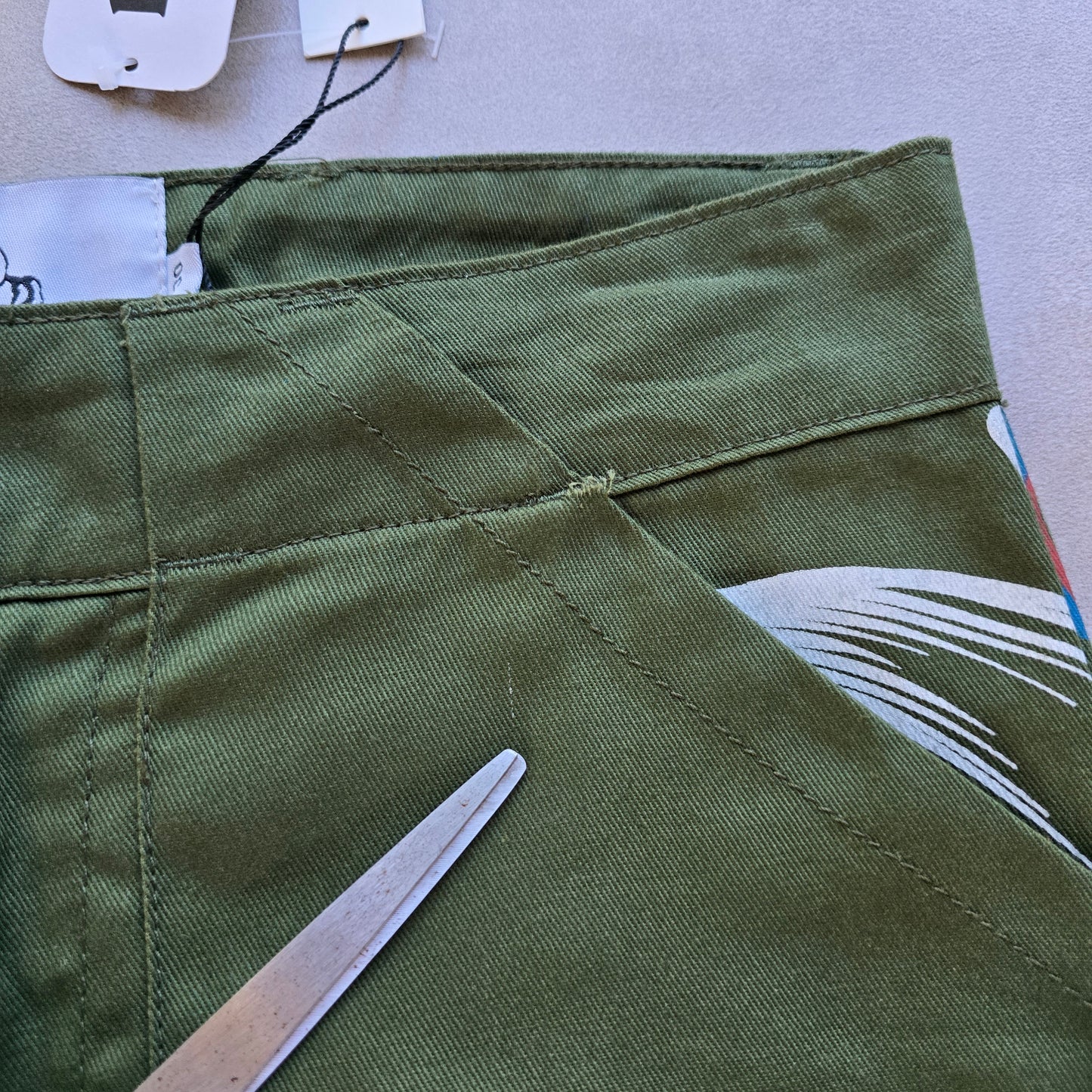 Jungles Tribal Flower Workwear Pants (NEW) - 30