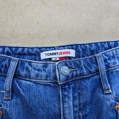 Tommy Hilfiger High Rise Mom Jeans - WMNS 34 x 32