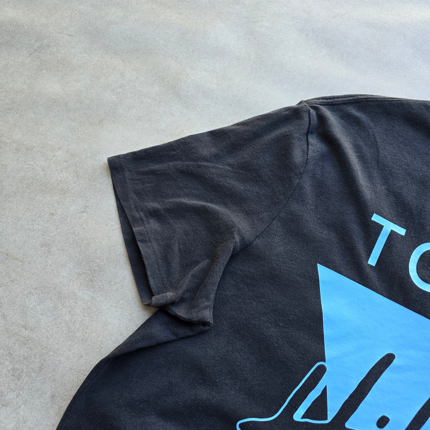 Tommy Hilfiger Tee - L