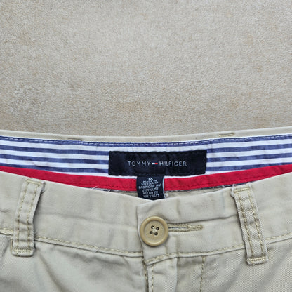 Tommy Hilfiger Shorts - 36