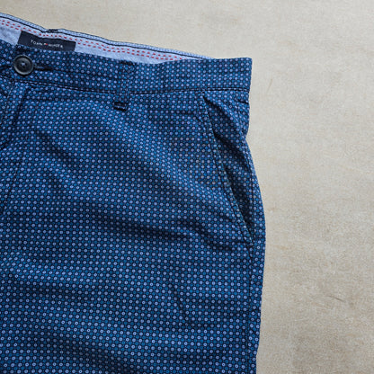 Tommy Hilfiger Shorts - 36
