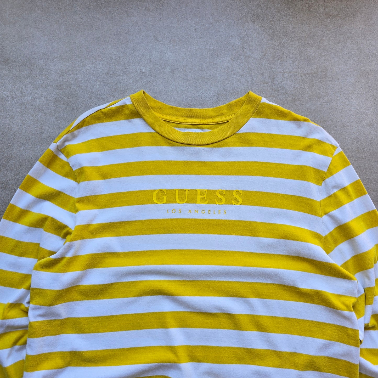 Guess Long Sleeve Tee - L