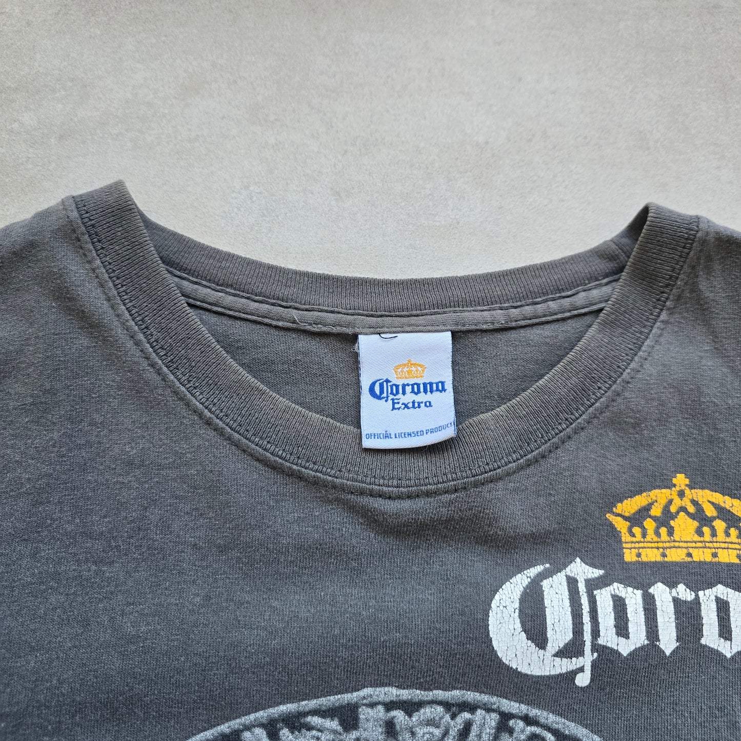RARE Vintage Corona Cancun Mexico Aztec Calendar Tee - L