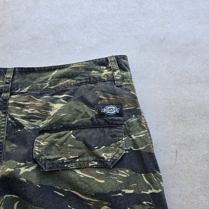 Dickies Camo Cargo Pants - 28