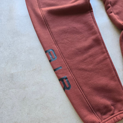 Nike Air Sweatpants (NEW) - M