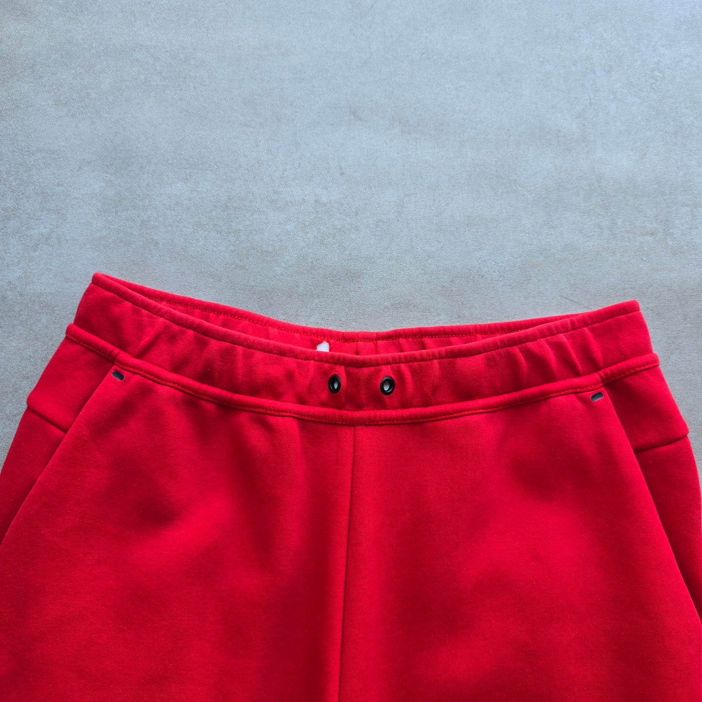 Nike Tech Fleece Pants - M