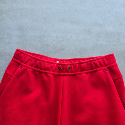 Nike Tech Fleece Pants - M