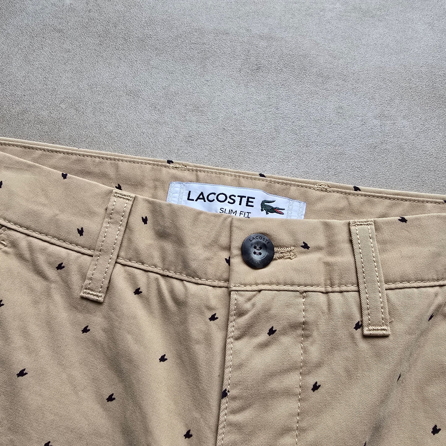 Lacoste AOP Slim Fit Shorts - 30