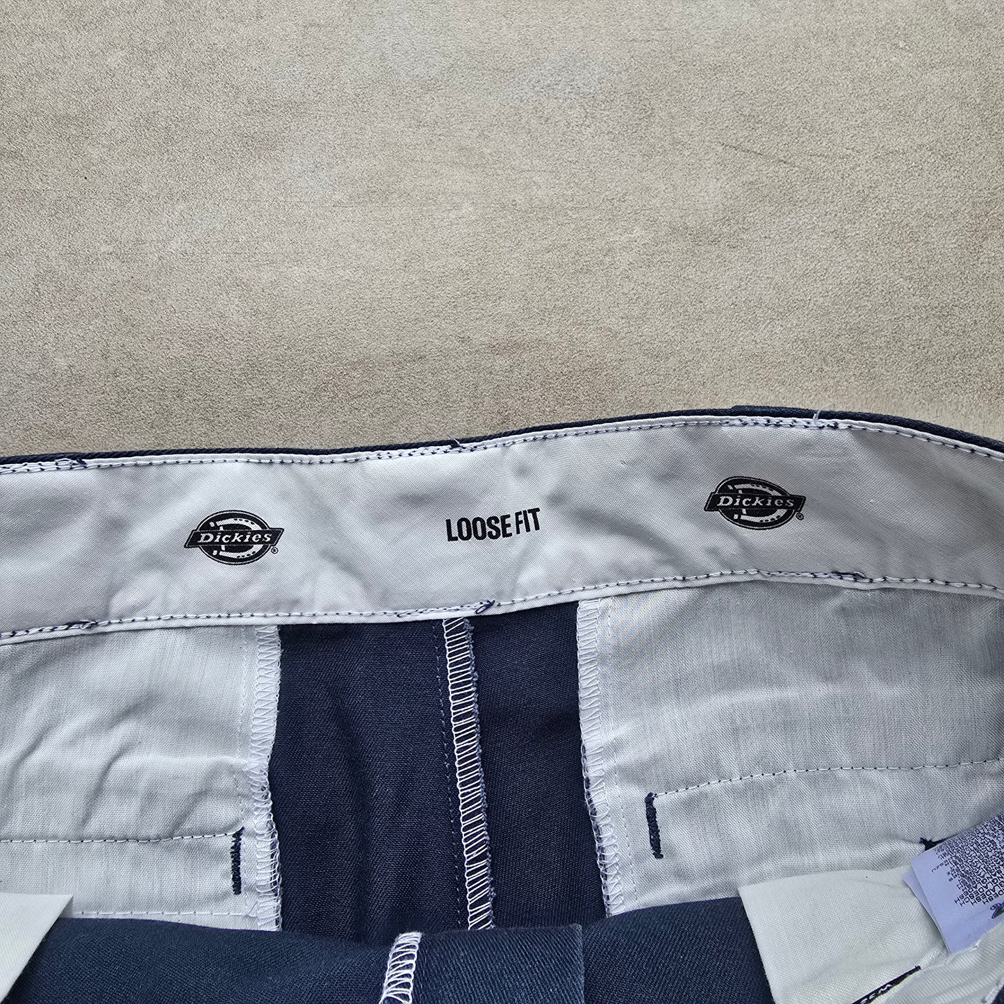 Dickies Loose Fit Shorts - 32