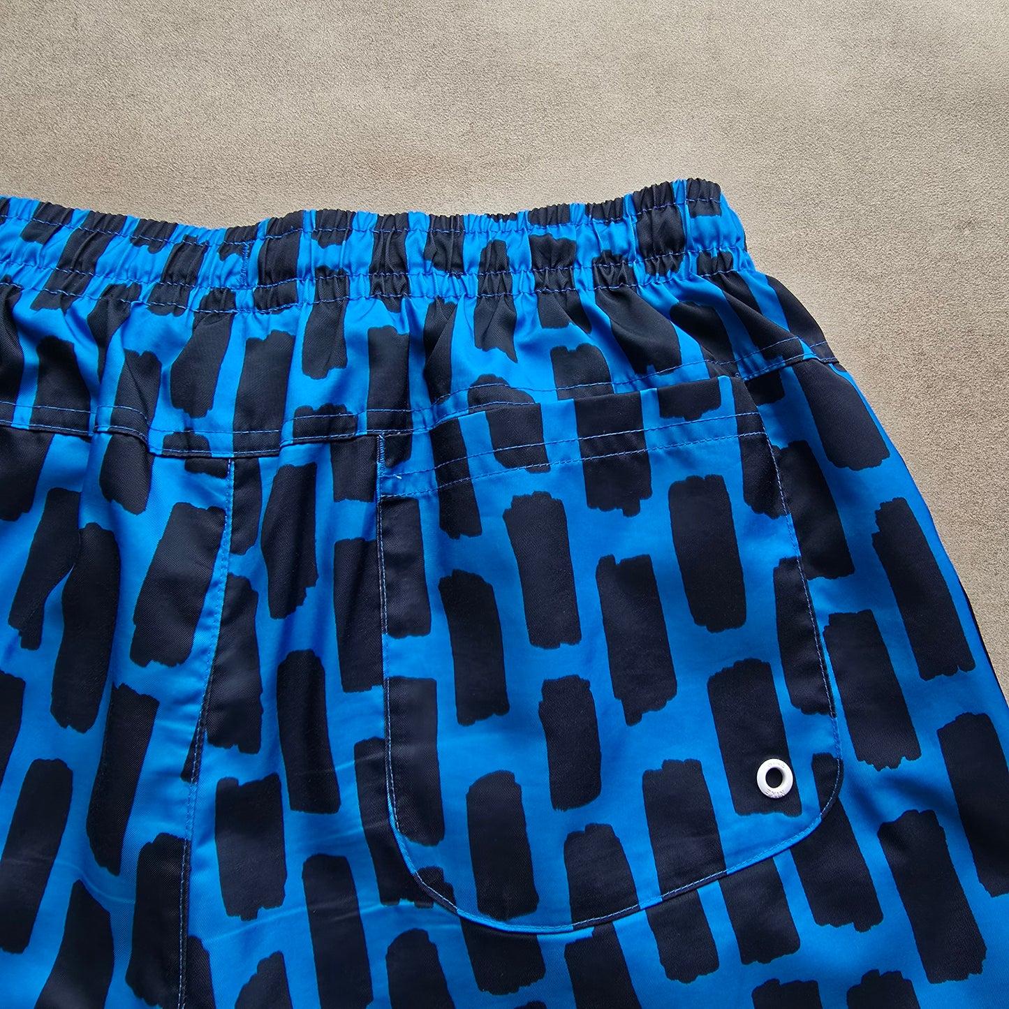 Nike AOP Shorts - S