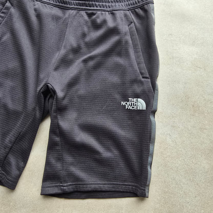 The North Face Shorts - S