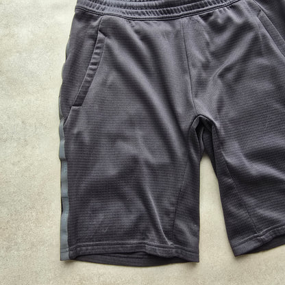 The North Face Shorts - S