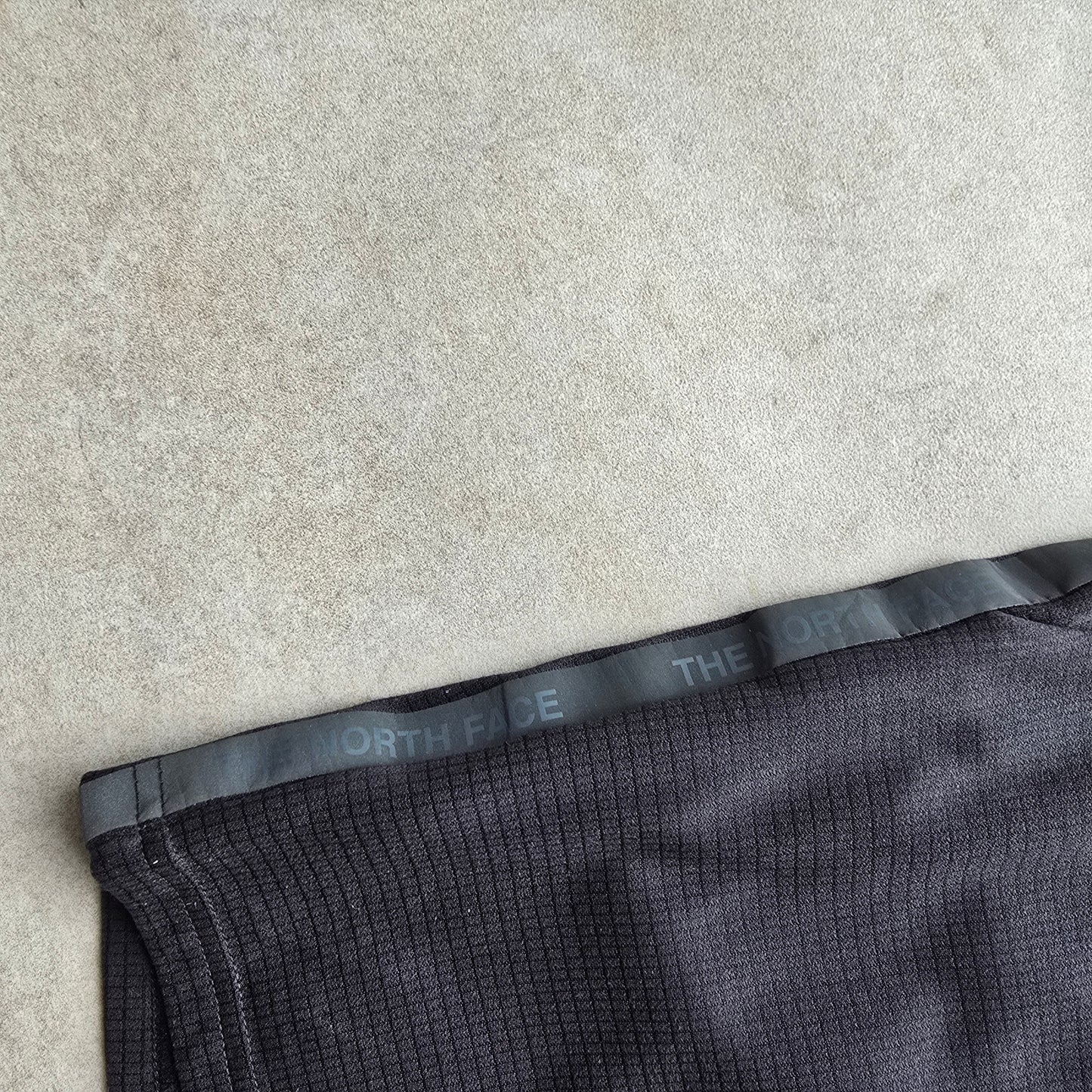 The North Face Shorts - S