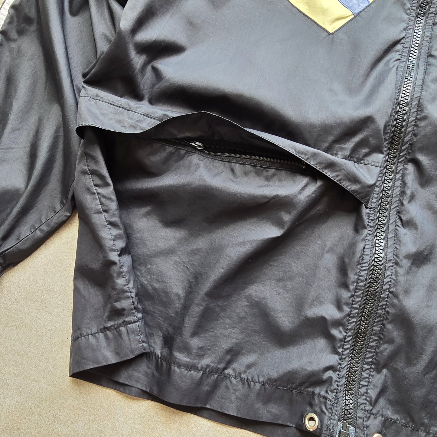 Vintage 80's Adidas Windbreaker Jacket - L